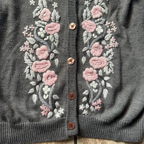 Coquette Girl Floral Embroidered Wool Blend Cardigan Gray Size Medium Petite - Picture 2 of 6